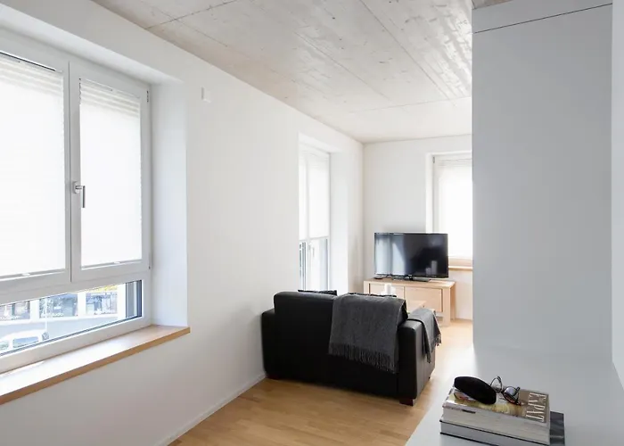 Nest - Kanzleistrasse 225