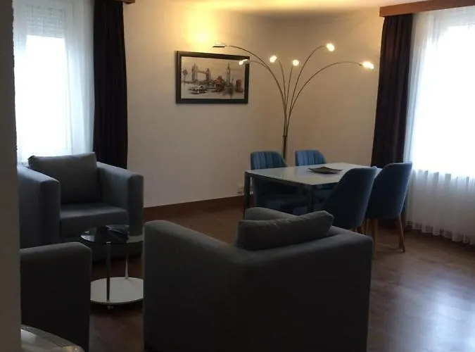 Junior Suite Apartment By Livingdowntown