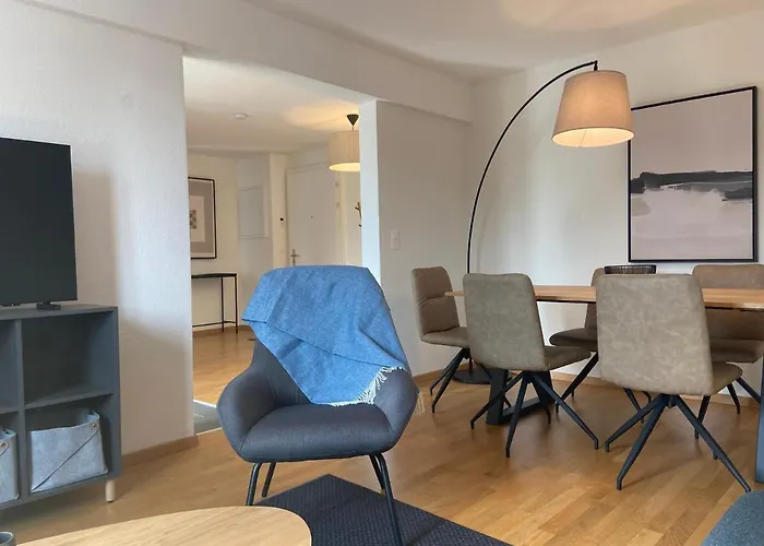 Modern 3Bdr Duplex With Skyroof In Trendy Zurich West