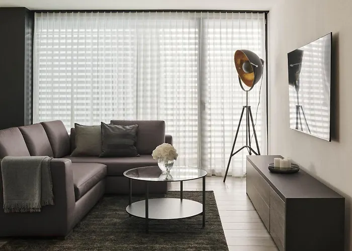 Three Point Apartments