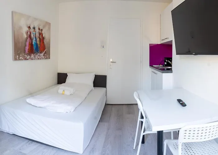 Cozy Urban Studio In The City Be-27