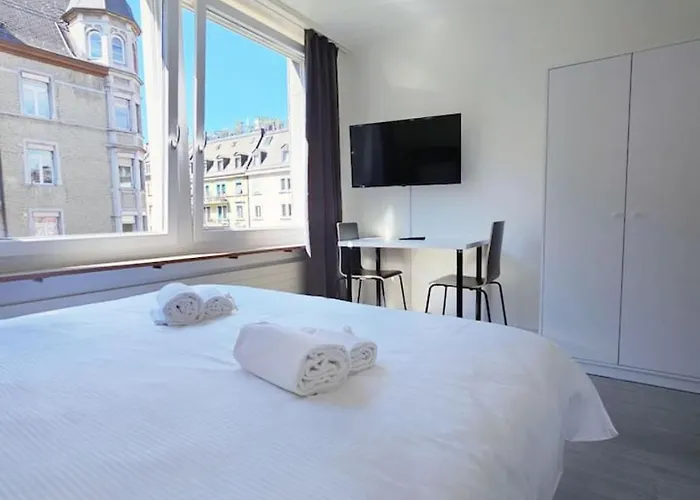 Urban Oasis With Queen Bed And View Be-38