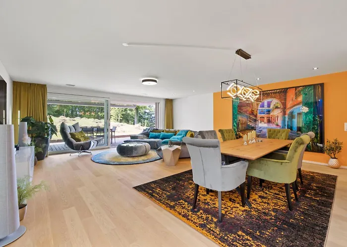 Exclusive Spacious Apt. With Garden In Zurich