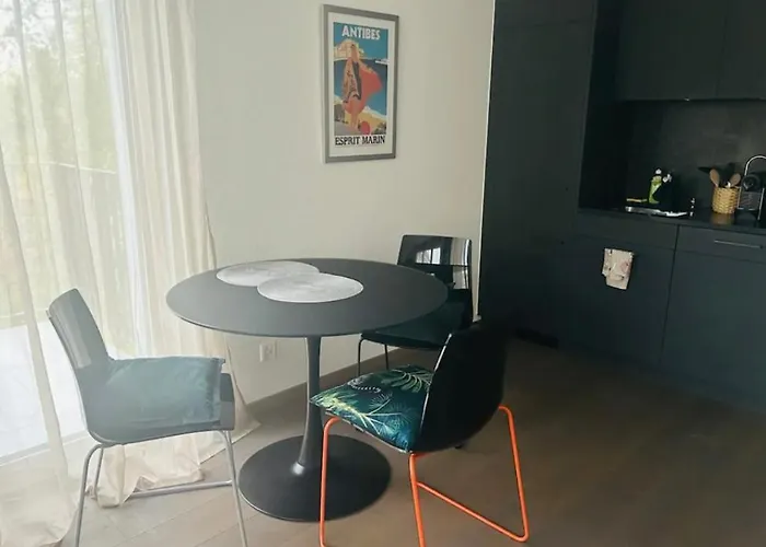 Cozy Home In Zurich