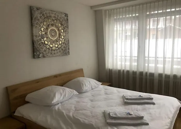 Very Sunny 1Br Flat In The City Center - West4