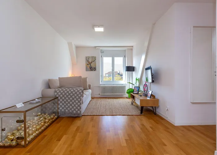 Kaya Zurich Apartment 5B