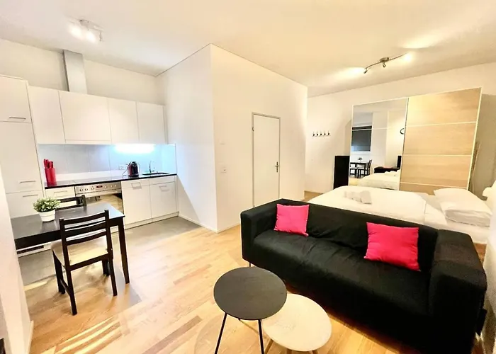 Zurich City Dream Studio Sh04L
