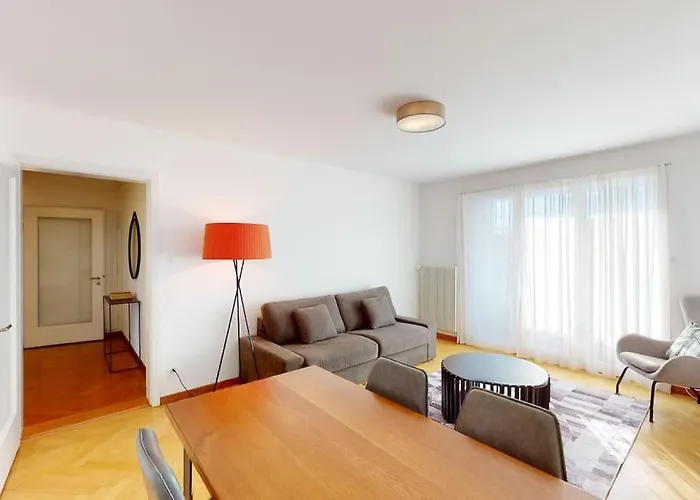 Sunny And Quiet 1Br Flat City Center - Parkview 5