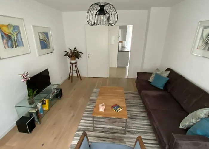H1 With 4,5 Room, Bathroom, Kitchen, Central, Quiet & Modern With Office