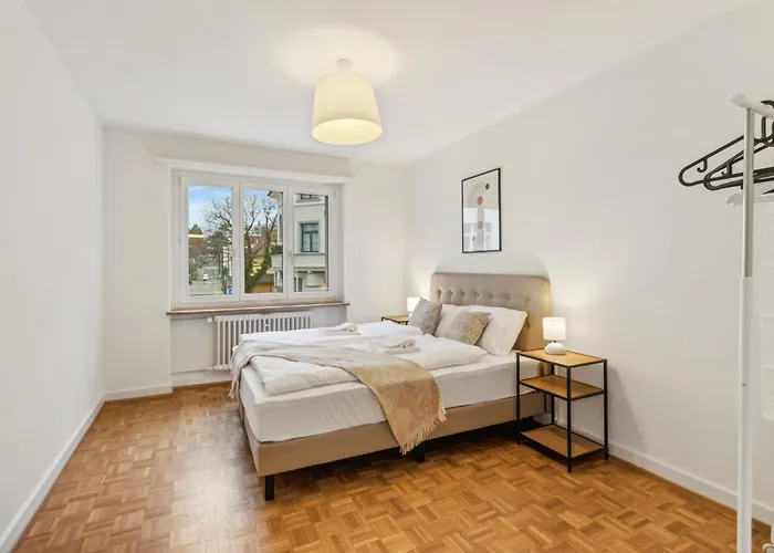 Lovely Flats In Great Location