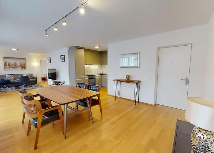 2Br Flat In The City Center - West 12