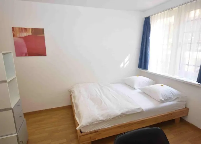 Room In Famous Area - Stork 31