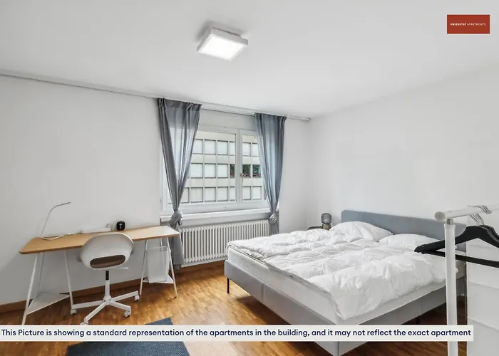 Chic 3-Bedroom Apartment Near Zurich Center