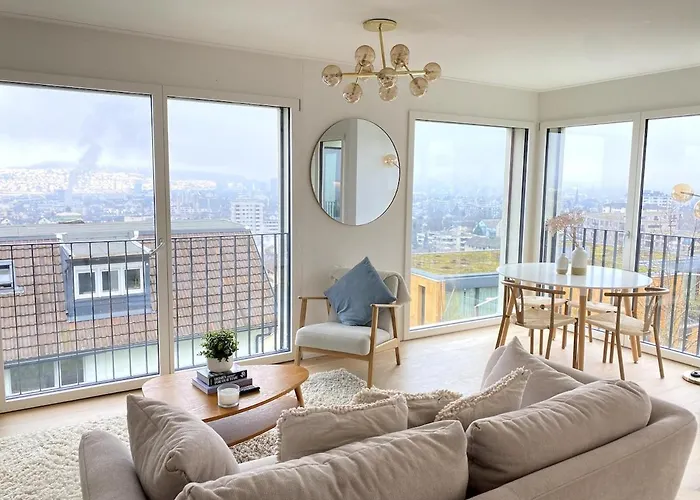 Top Apartment With Stunning Views- 15 Min Zurich Hb- Self Check-In