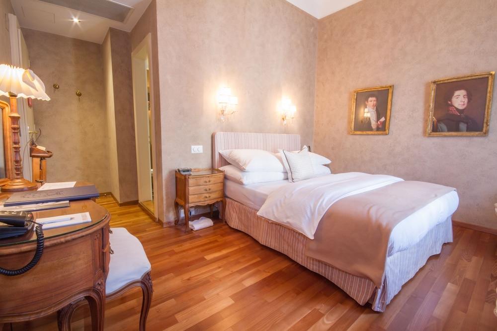 Europe Hotel