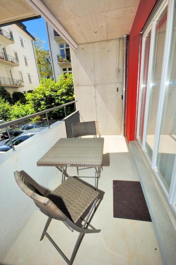 Stylish 2br Near - Flower 3 Apartment *