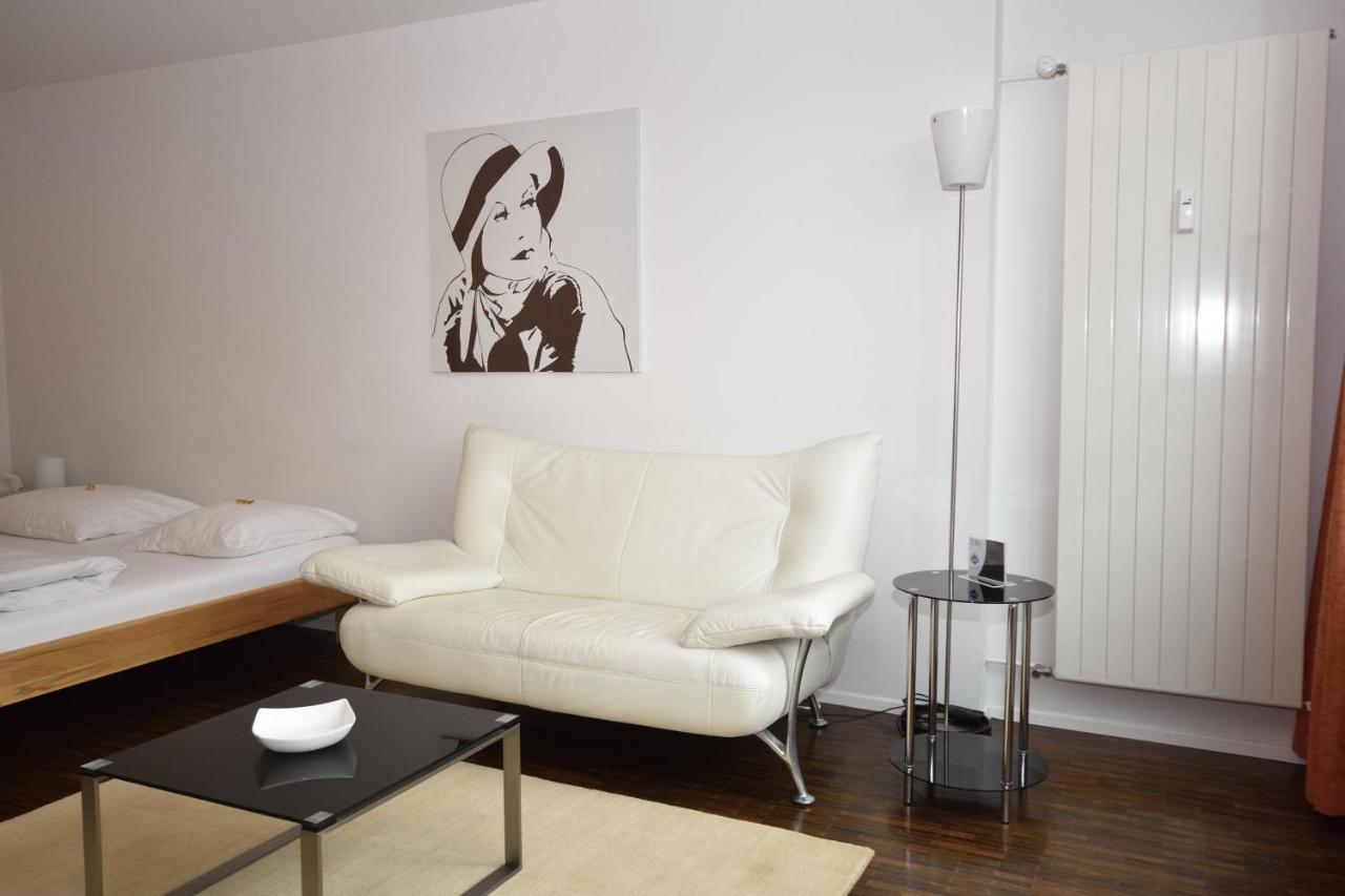Pabs Residences - Florastrasse 28 Apartment