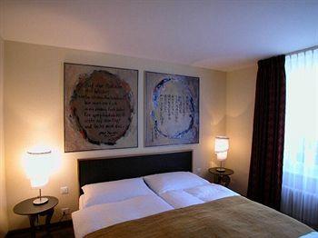Hotel Altstadt 3*