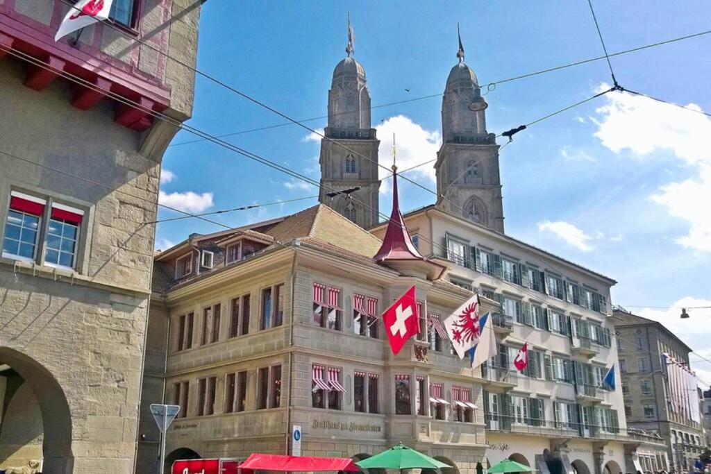 Turicum Mit Balkon Und Parkplatz Zurich