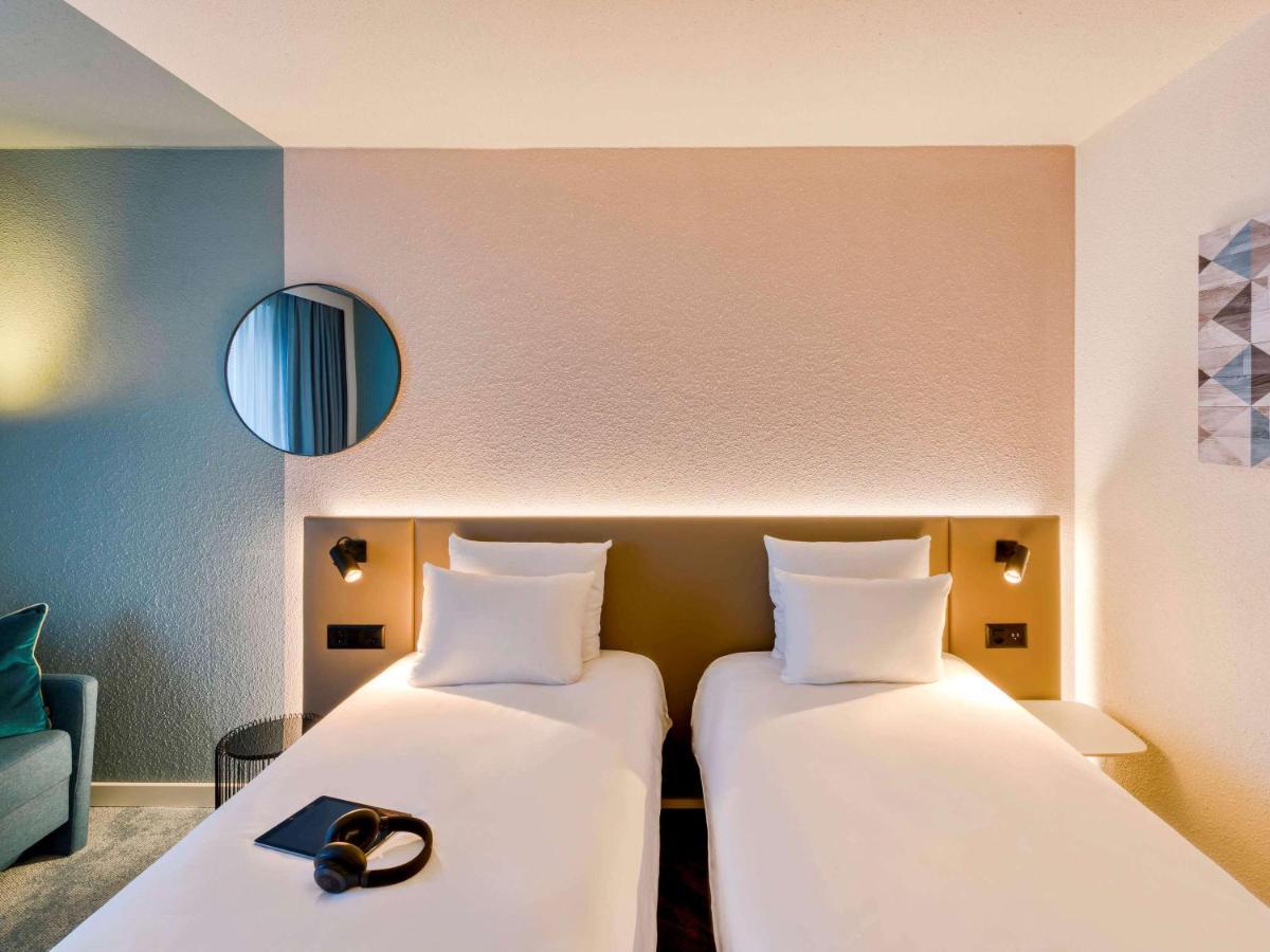 Novotel West Hotel 4*