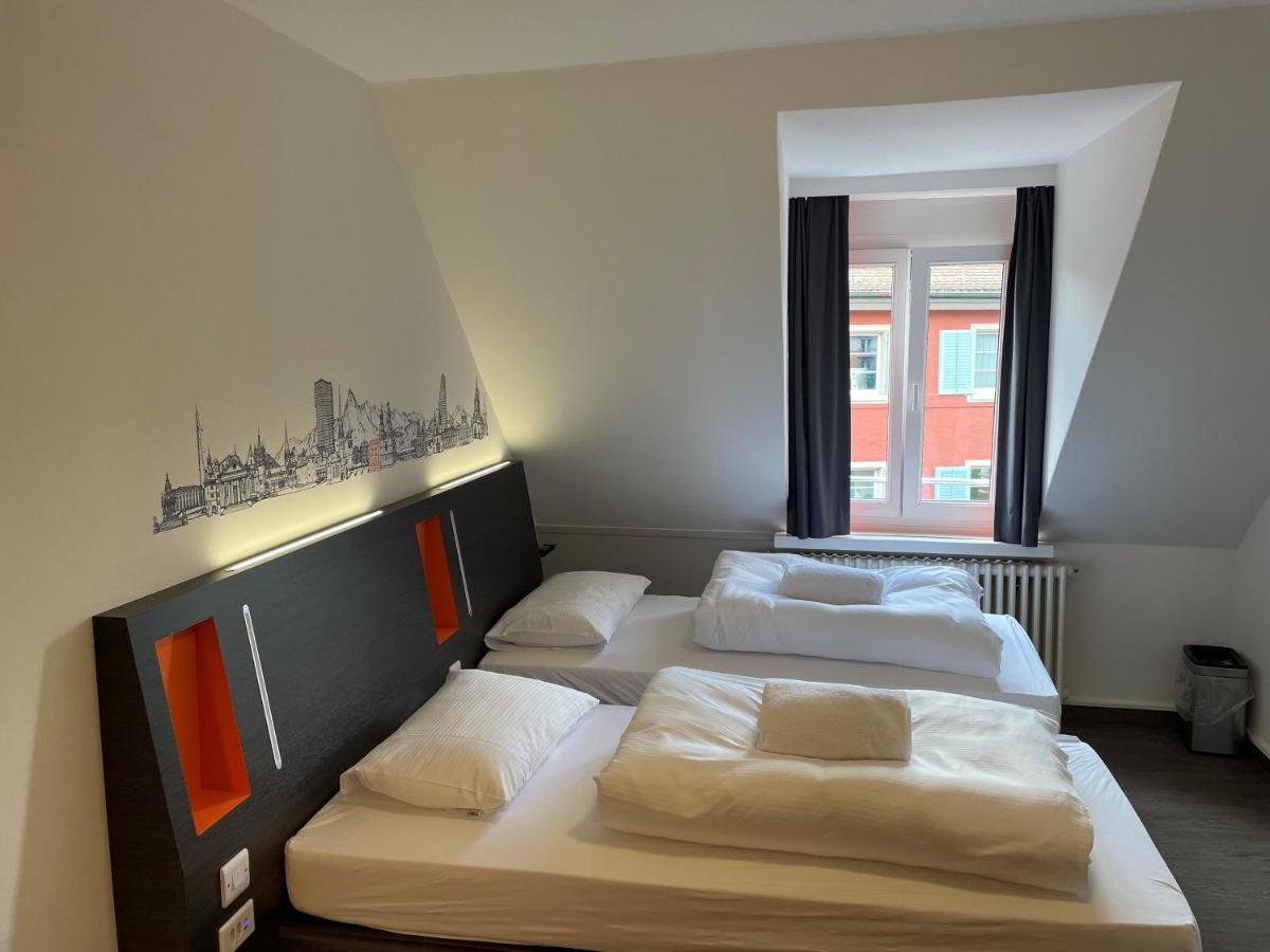 Easyhotel Limmatplatz 2*