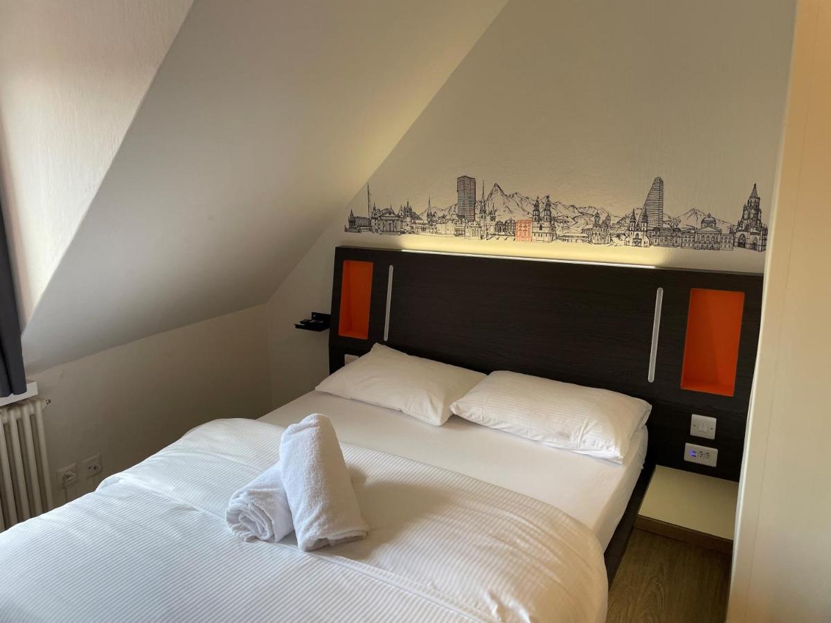 Easyhotel Limmatplatz 2*