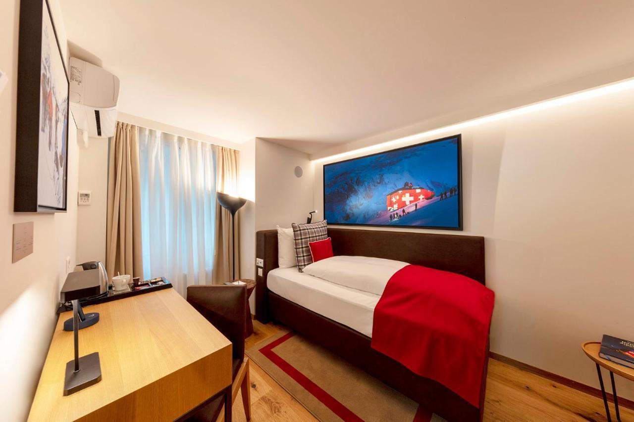 Hotel Fred Leonhardstrasse - Self Check-in 3*