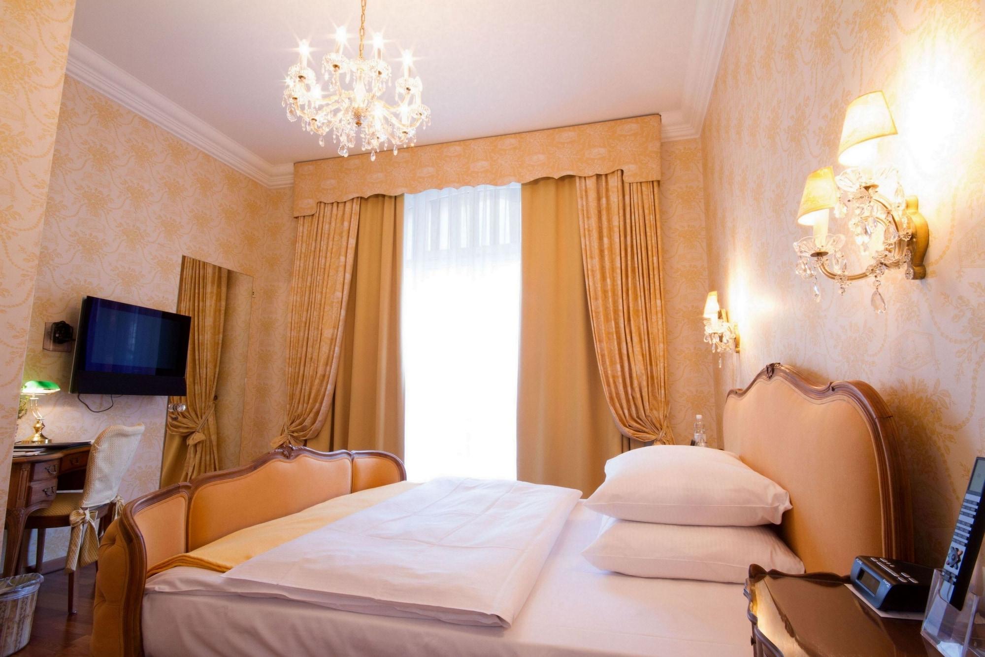 Hotel Europe 4*