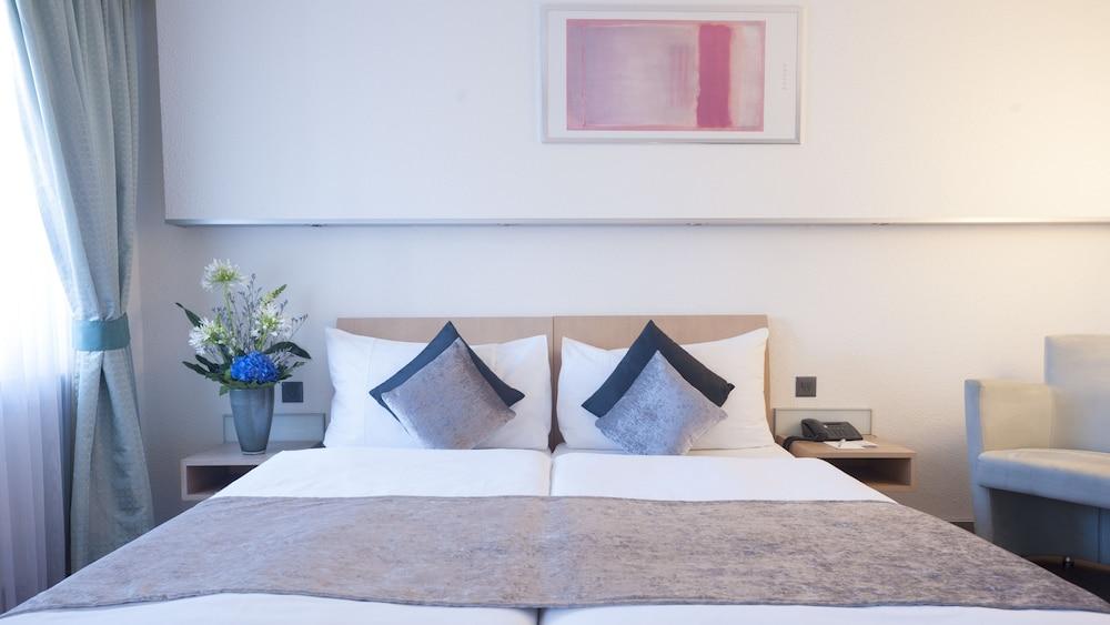 Krone Unterstrass Hotel