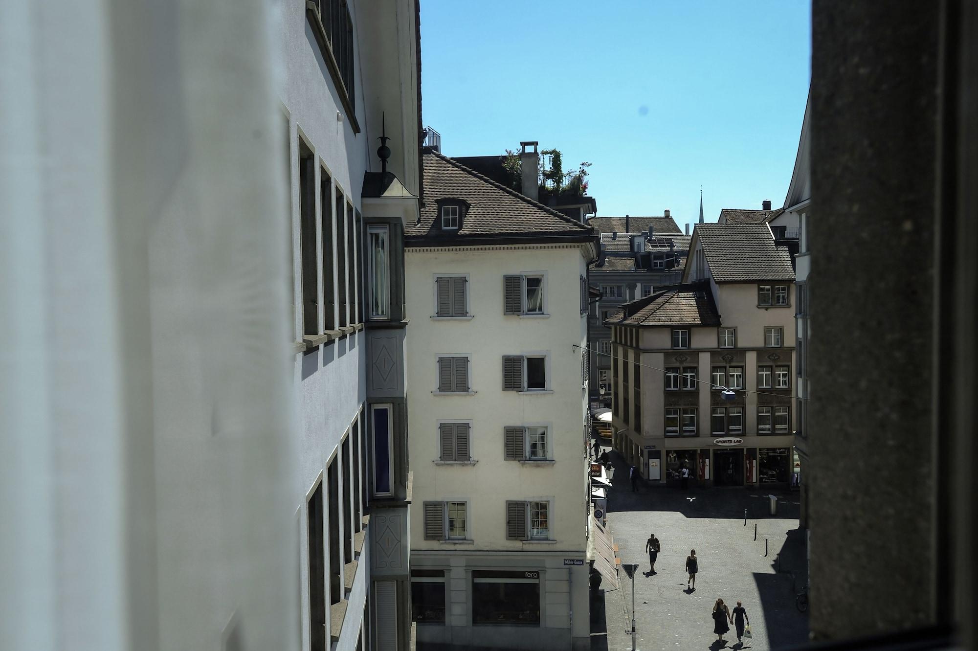Alexander Old Town 3*