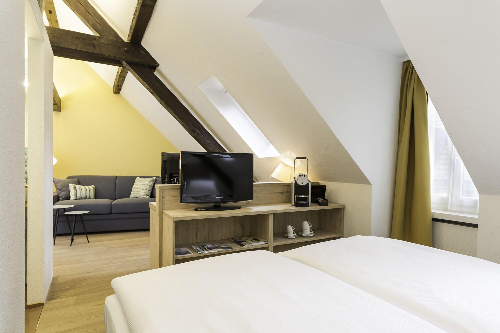 Platzhirsch - Downtown Boutique & Sushi Lounge Hotel