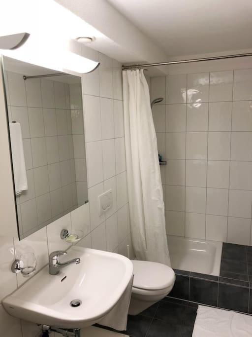 Centrally Located, Spacious Modern
