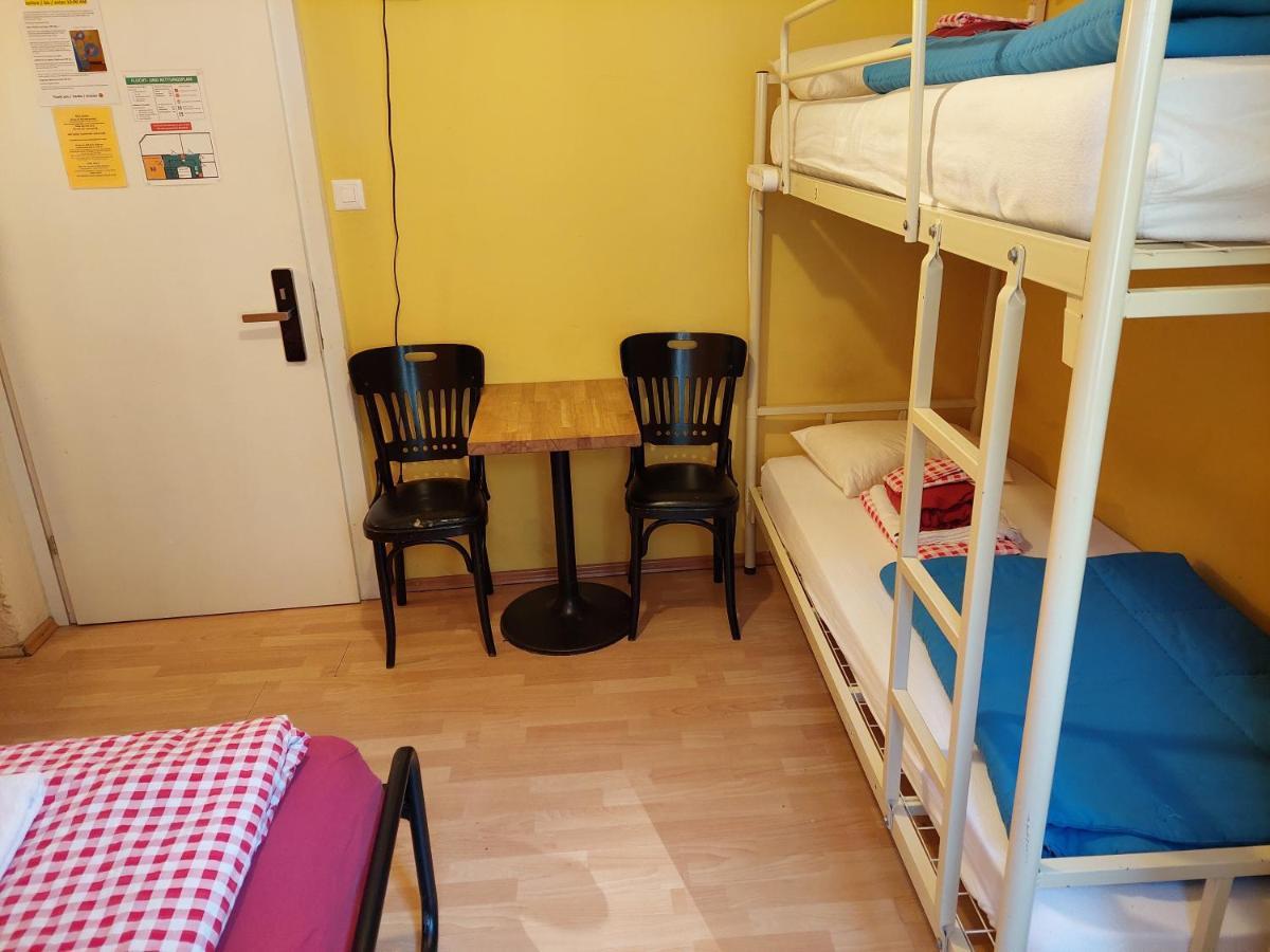 Oldtown Otter Hostel