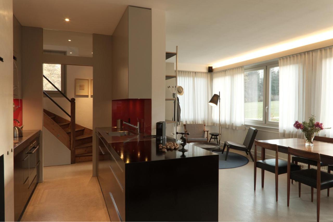 Hausteil In Einer Waldlichtung Im Stadtwald Apartment Zurich