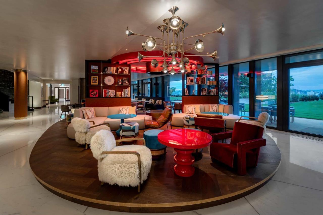 Five - Luxury Hotel