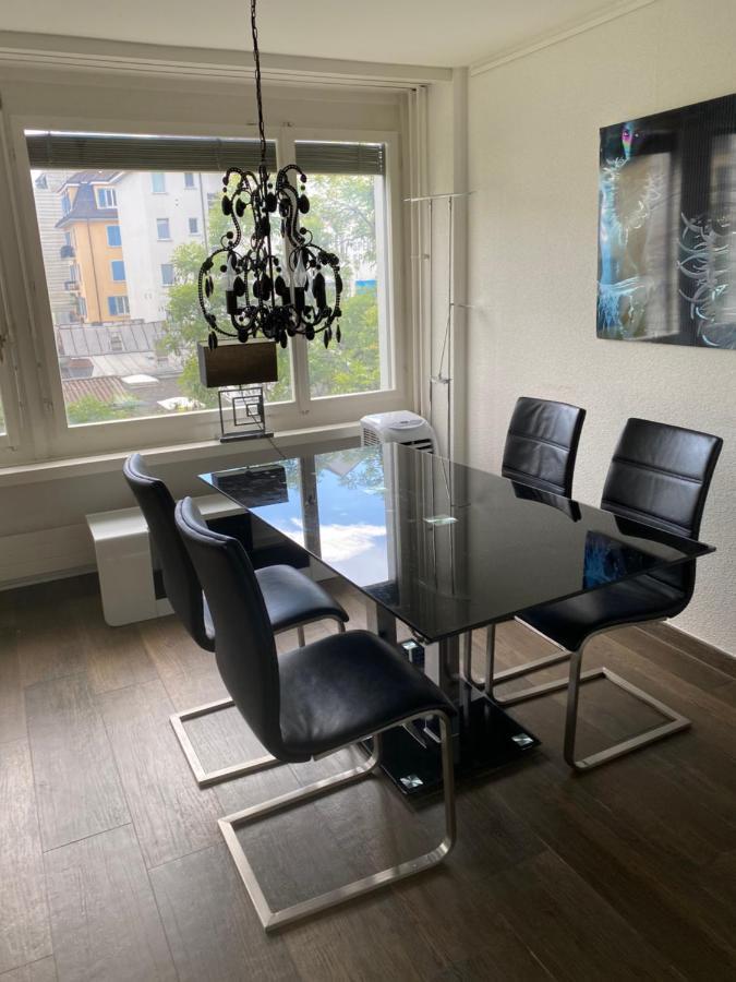Studio Apartment *