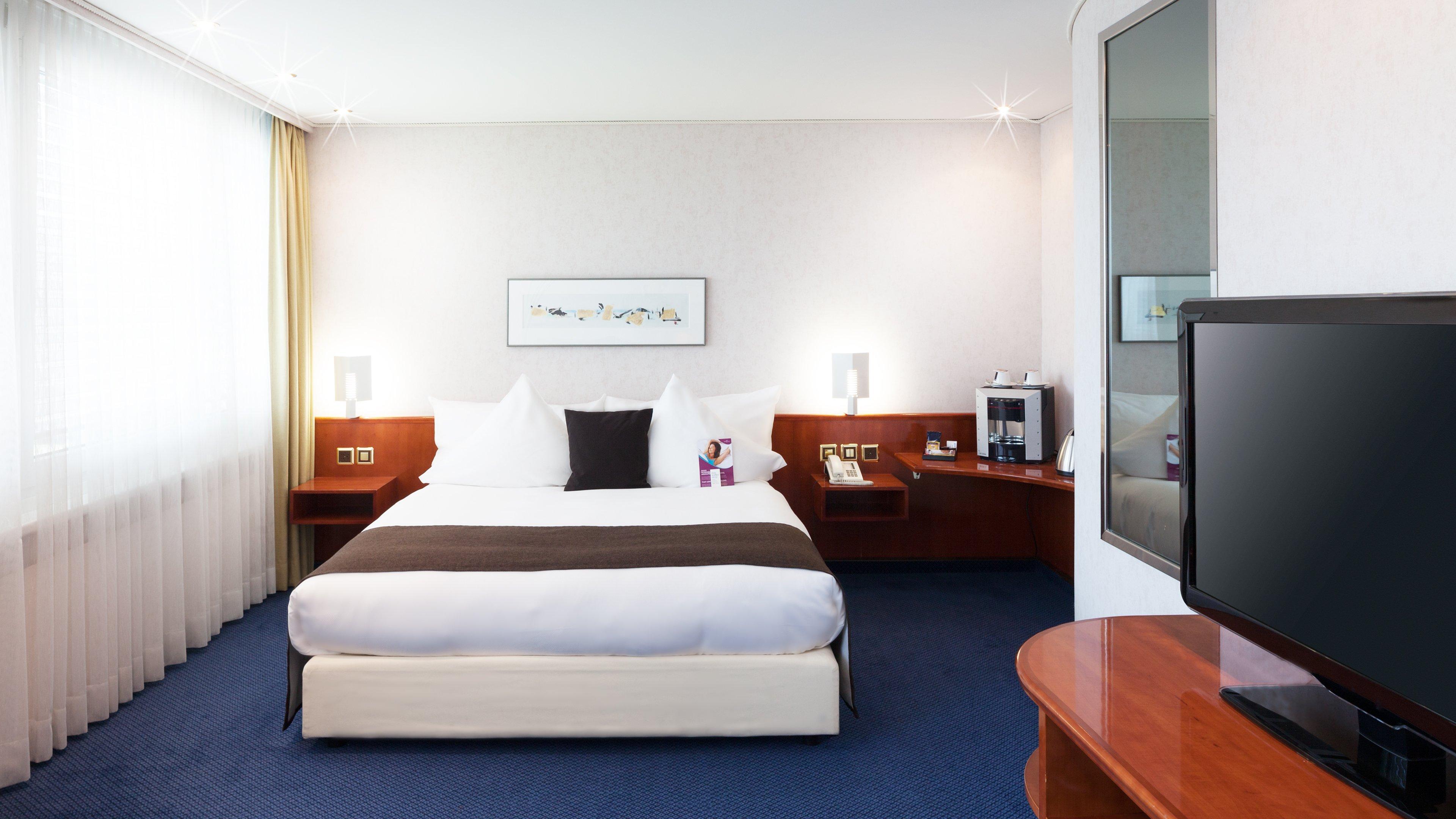 Hotel Crowne Plaza By Ihg 4*
