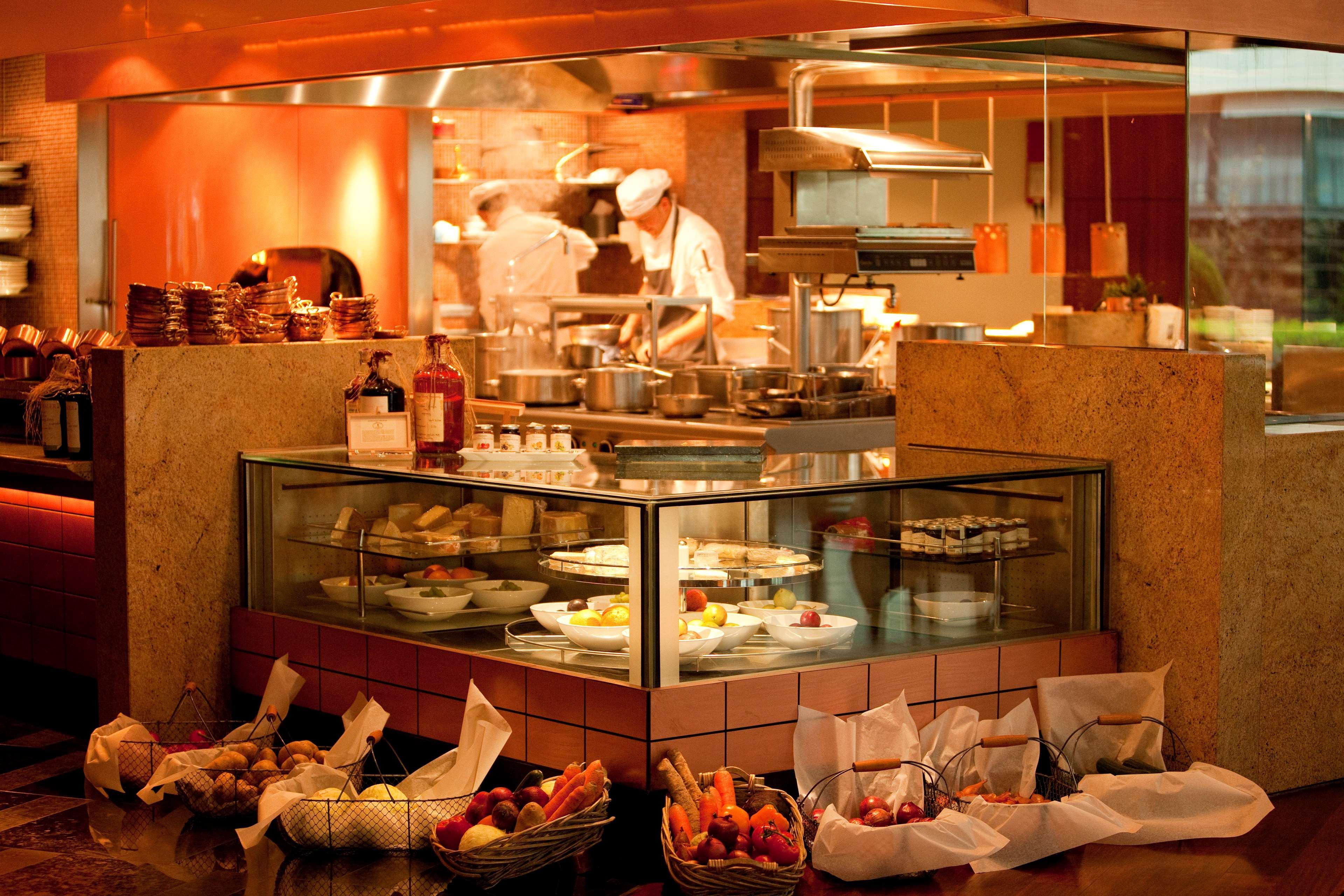 Hotel Park Hyatt – Center Luxury