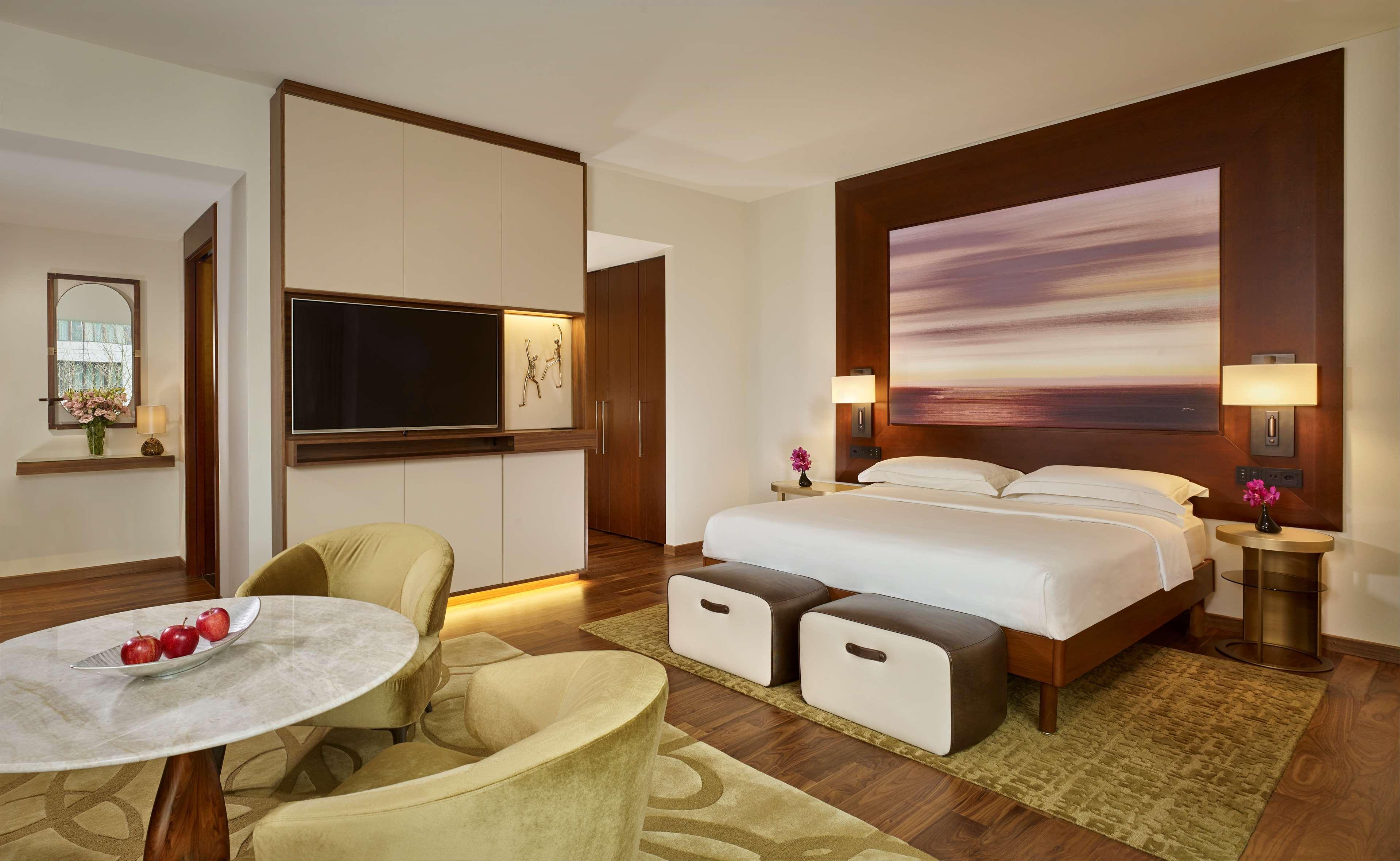 Park Hyatt – Center Luxury