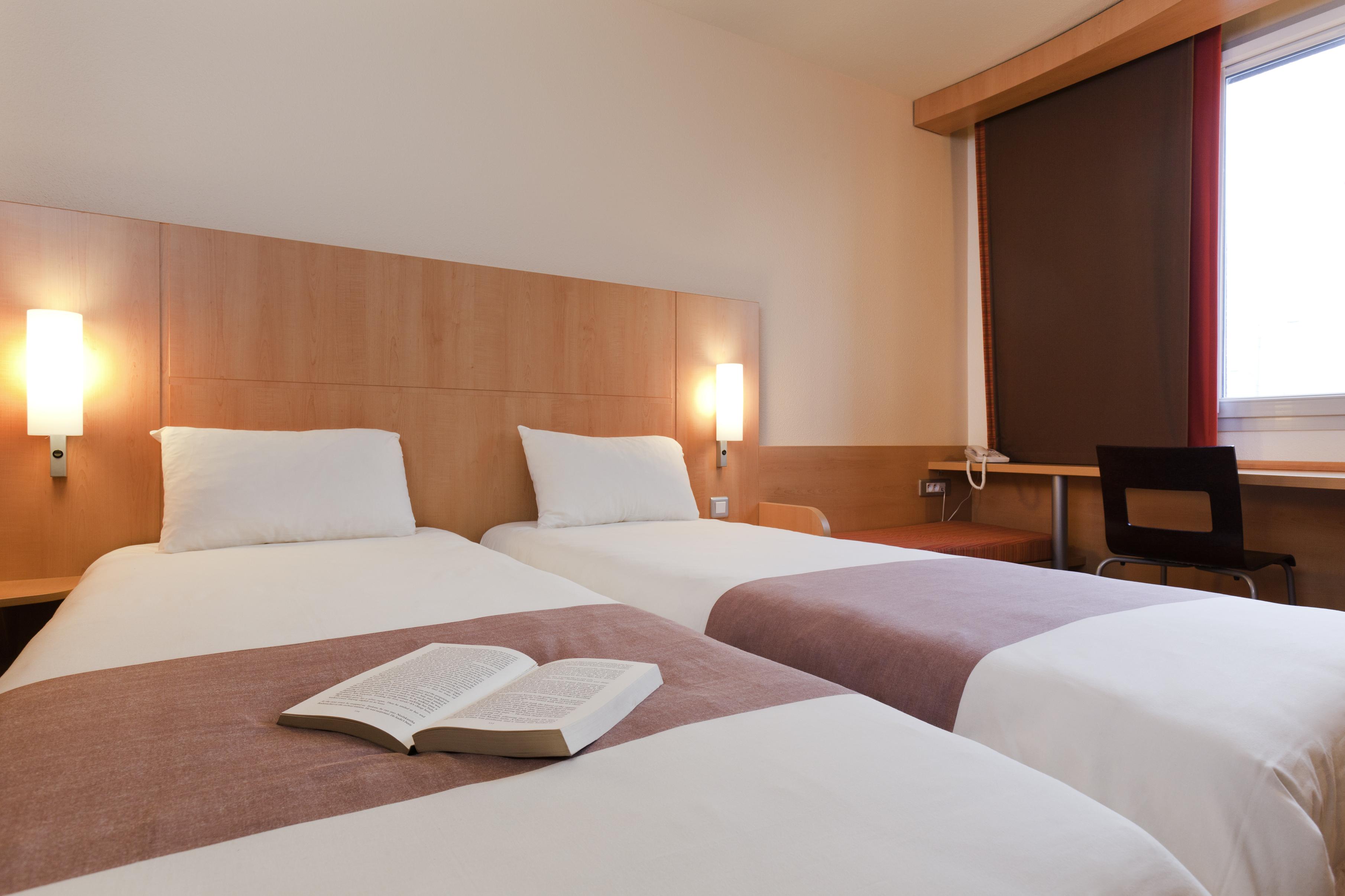 Ibis Messe Airport Hotel Zurich