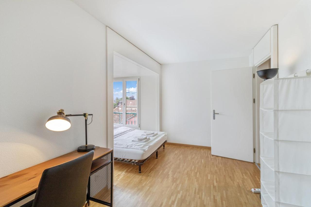 Spacious Hoting Zurique