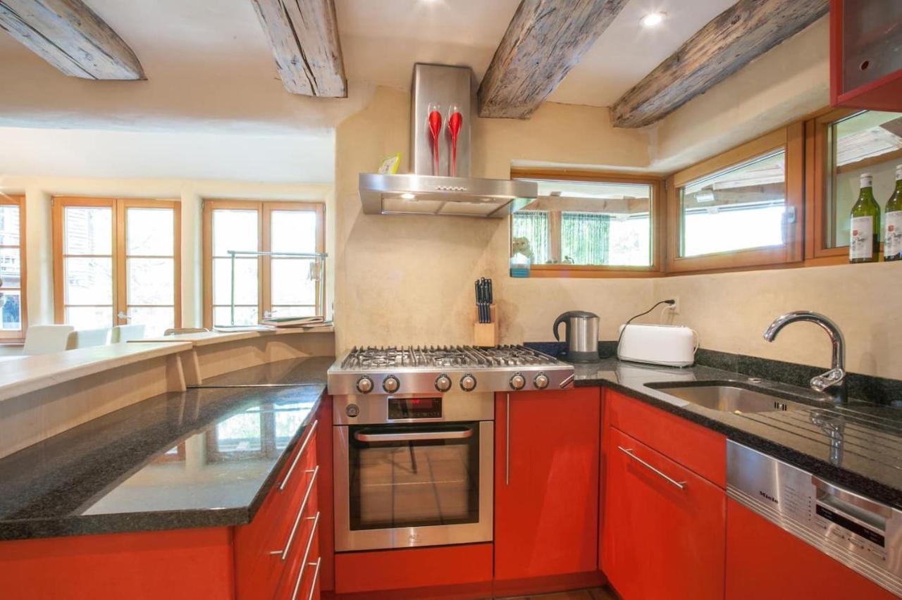 Im Sonnenbuhl Guest house Zurich