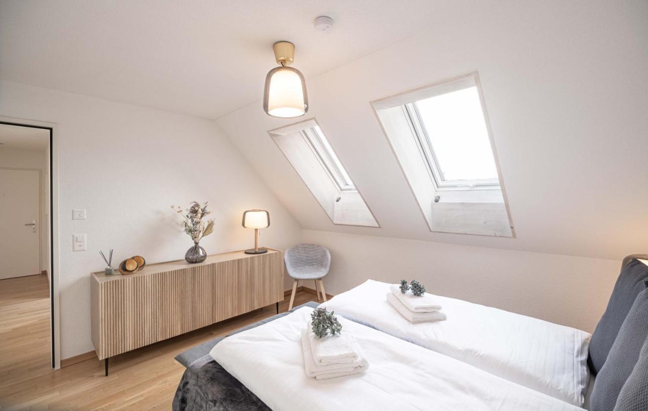 Modern 3bdr Duplex With Skyroof In Trendy West Apartment *