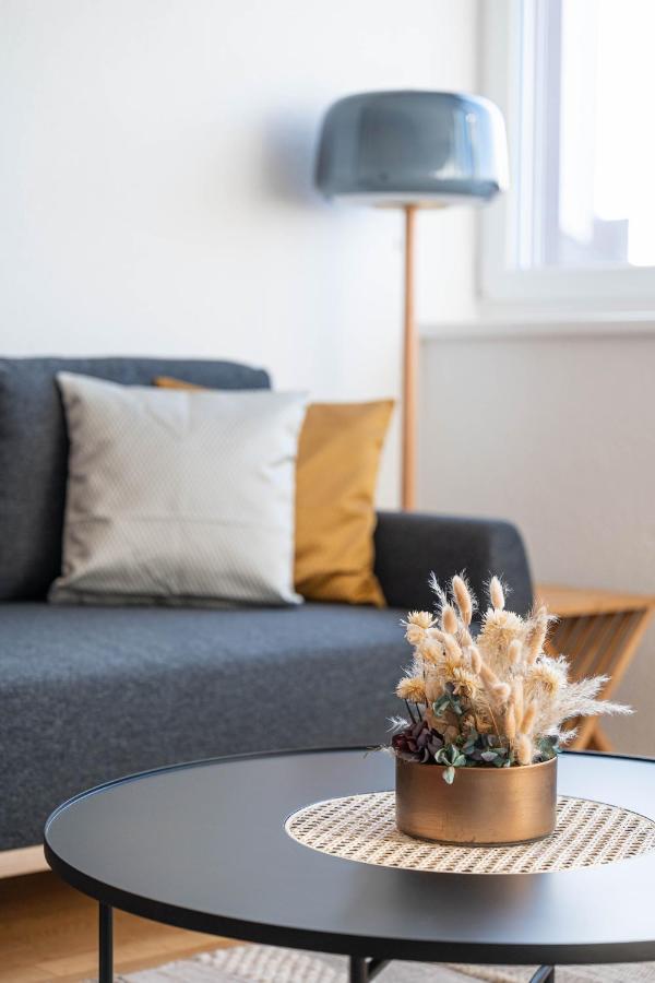 Modern 3bdr Duplex With Skyroof In Trendy West Zurich