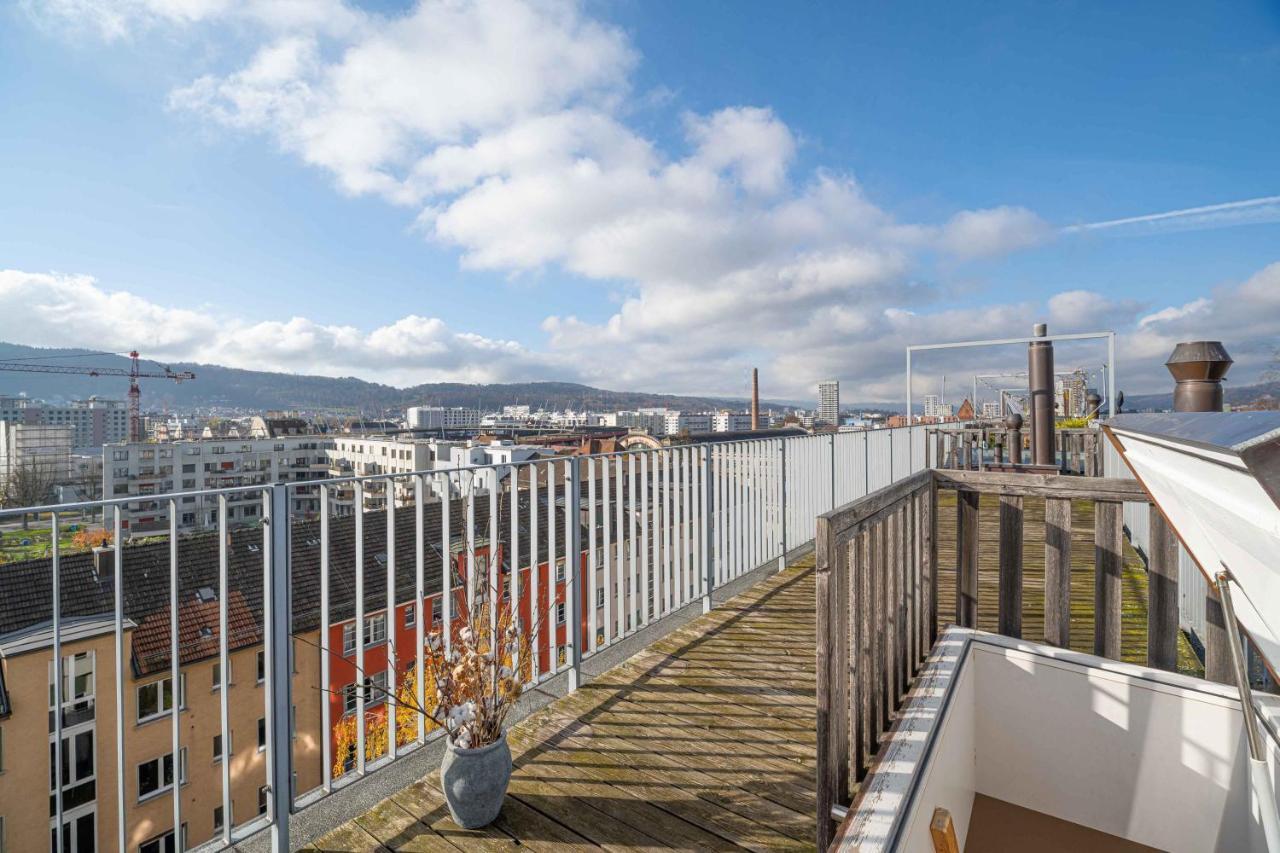 Modern 3bdr Duplex With Skyroof In Trendy West * Zurich