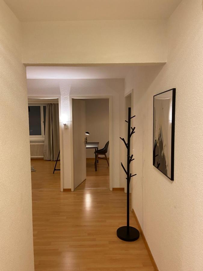 Comfort 1 And 2bdr Close To Airport Apartment *