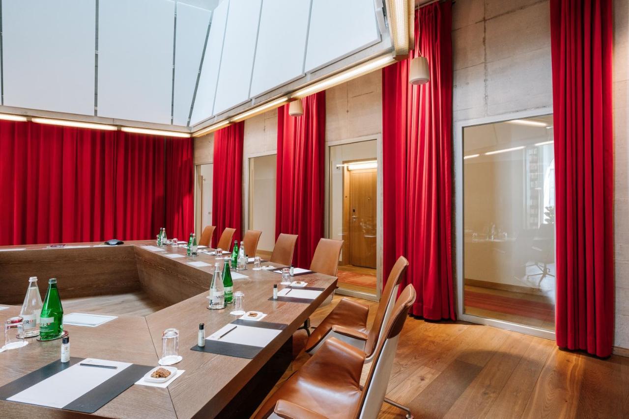 B2 Hotel 4*