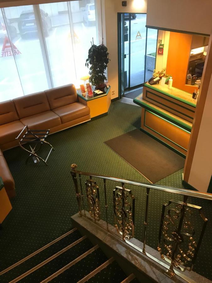 Hotel Arlette Beim Hauptbahnhof 2*