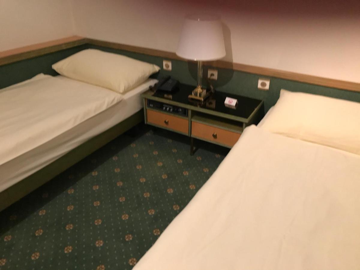 Arlette Beim Hauptbahnhof Hotel