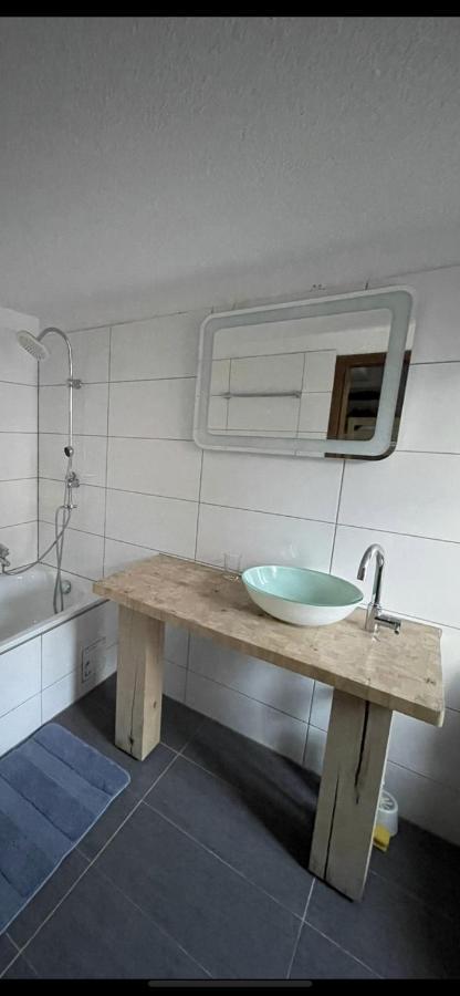 Apartment Lindas With Shared Bathrooms And Apartments- Self Check-in Zurich